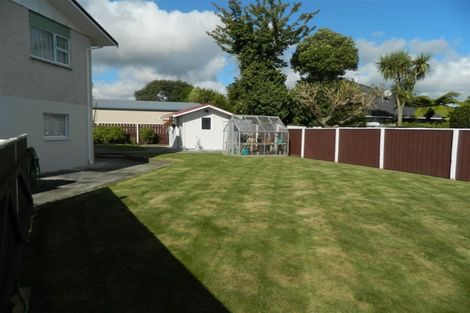 Photo of property in 10 Webb Avenue, Levin, 5510