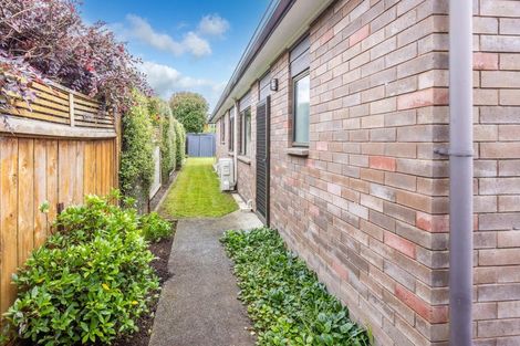 Photo of property in 8a Riverlea Road, Riverlea, Hamilton, 3216