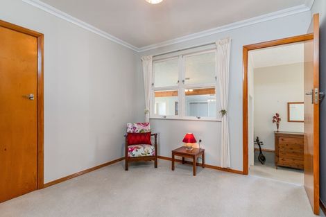 Photo of property in 73 Park Road, Carterton, 5713