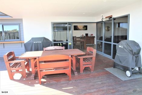 Photo of property in 20 Aspiring Drive, Poraiti, Napier, 4112