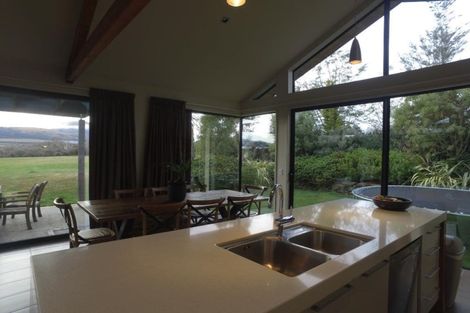 Photo of property in 6 Rannoch Drive, Jacks Point, Queenstown, 9371