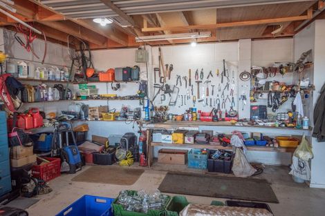 Photo of property in 21 Cable Bay Block Road, Cable Bay, 0420