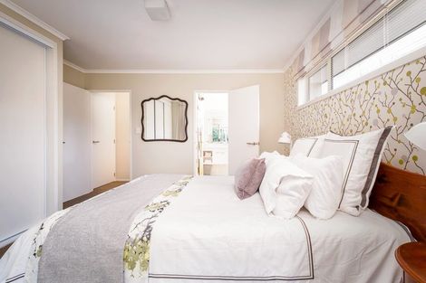 Photo of property in 2/77a Hinau Street, Riccarton, Christchurch, 8041