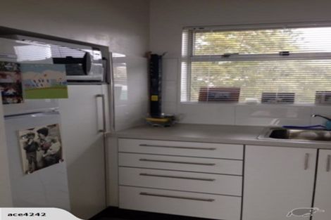 Photo of property in Beresford Apartments, 12/118 Russell Terrace, Berhampore, Wellington, 6023