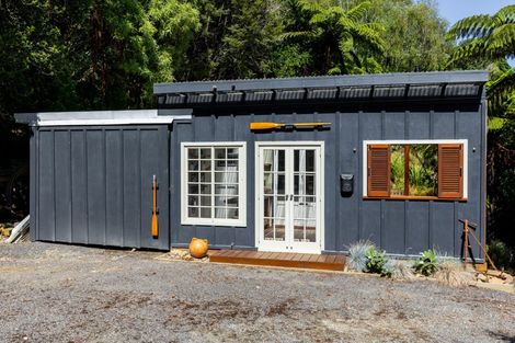 Photo of property in 606 Moetapu Bay Road, Moetapu Bay, Picton, 7282