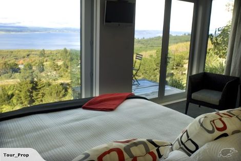 Photo of property in 1/133 Mapara Road, Acacia Bay, Taupo, 3385