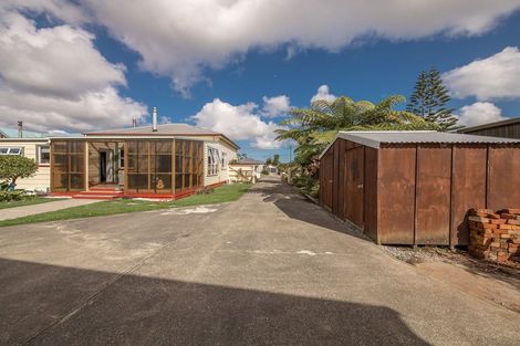 Photo of property in 169 Romilly Street, Westport, 7825