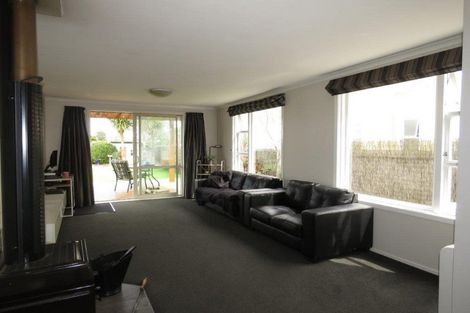 Photo of property in 16 Stuart Street, Hawthorndale, Invercargill, 9810