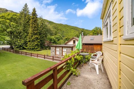 Photo of property in 74 Buckingham Street, Arrowtown, 9302