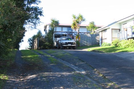 Photo of property in 41 Yorke Road, Haruru, 0204