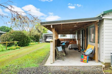 Photo of property in 10 Mackinnon Road, Manukau Heads, Waiuku, 2684