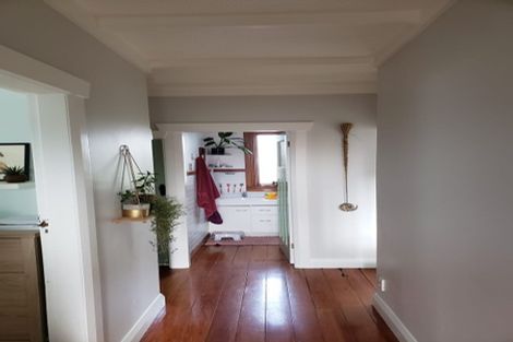 Photo of property in 18 Princes Street, Fitzroy, New Plymouth, 4312