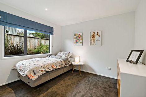 Photo of property in 12b Chapman Road, Te Atatu Peninsula, Auckland, 0610