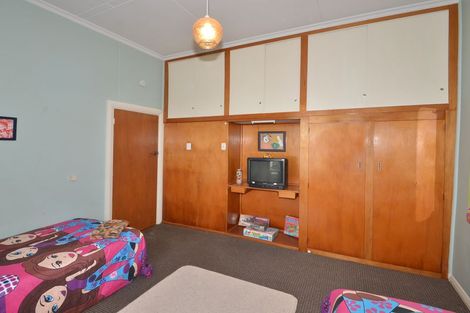 Photo of property in 71 Neville Street, Caversham, Dunedin, 9012
