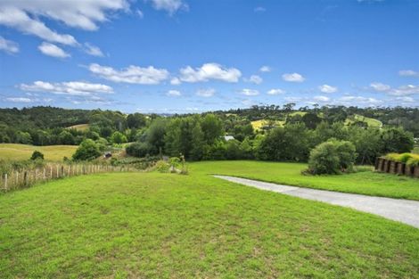 Photo of property in 55 Hartway Grove, Coatesville, 0792