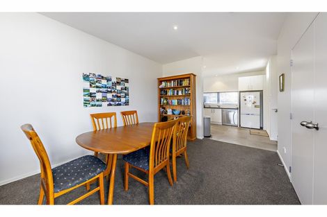 Photo of property in 11 Walsh Road, Papakura, 2110