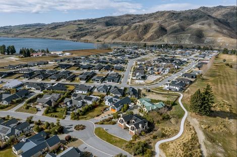 Photo of property in 52 The Dunes, Cromwell, 9310