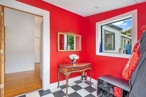 Photo of property in 297 Lake Terrace Road, Shirley, Christchurch, 8061