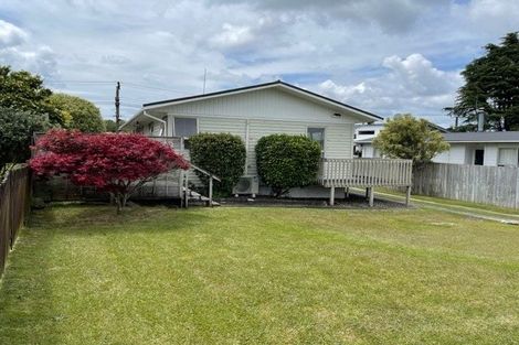 Photo of property in 20 Vina Place, Massey, Auckland, 0614