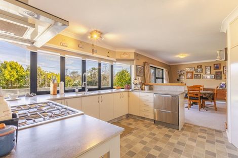 Photo of property in 20 Bennett Street, Waipawa, 4210