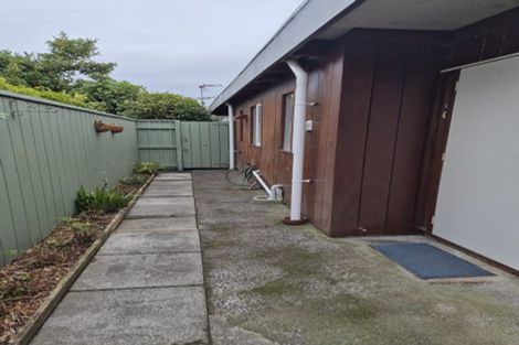 Photo of property in 39 Lucknow Terrace, Khandallah, Wellington, 6035