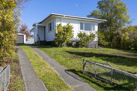 Photo of property in 19 Te Takinga Street, Turangi, 3334