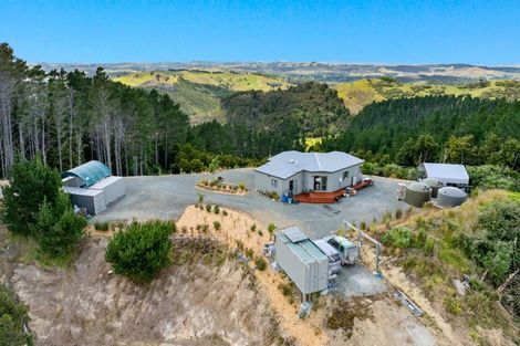 Photo of property in 663 Bickerstaffe Road, Maungaturoto, 0587