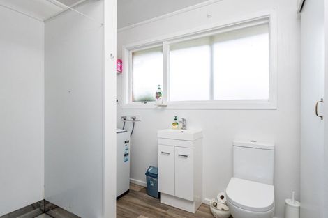 Photo of property in 1-11/94 Avenue Road, West End, Timaru, 7910