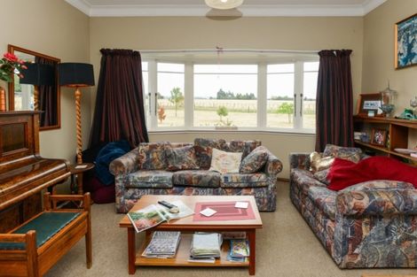 Photo of property in Sawyers Arms Hotel, 11 Buckland Street, Tikokino, Waipawa, 4273