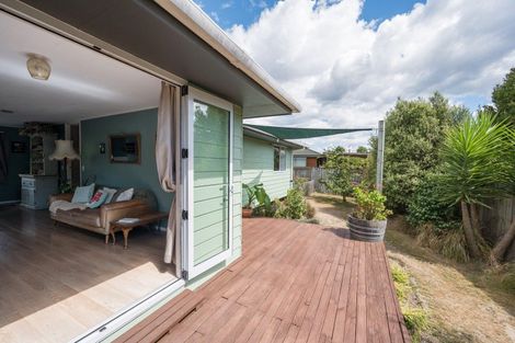 Photo of property in 2 Franklyn Close, Wakefield, 7025