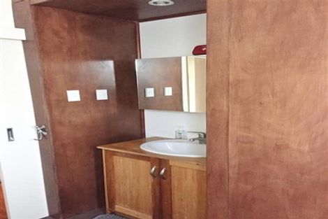 Photo of property in 16 Dickson Crescent, Saint Johns Hill, Whanganui, 4500