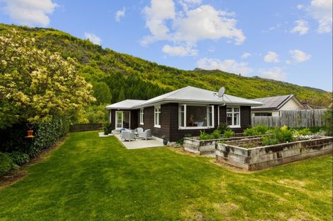 Photo of property in 46 Norfolk Street, Arrowtown, 9302