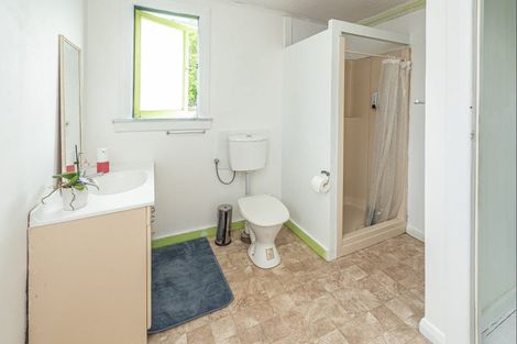 Photo of property in 40 Hussey Street, Waverley, 4510