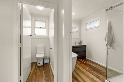 Photo of property in 1 Galt Street, Hawera, 4610