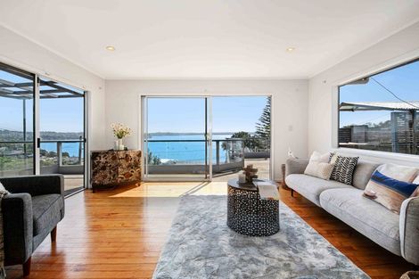 Photo of property in 1099 Whangaparaoa Road, Tindalls Beach, Whangaparaoa, 0930