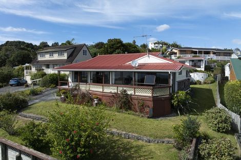 Photo of property in 20 Leslie Road, Cable Bay, 0420