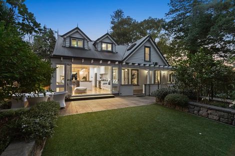 Photo of property in 7 Symonds Street, Onehunga, Auckland, 1061