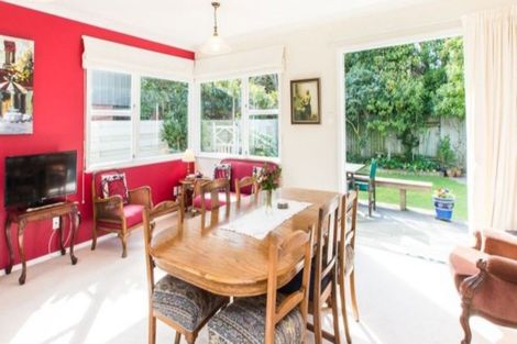 Photo of property in 8 Kensington Mews, Hokowhitu, Palmerston North, 4410