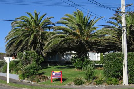 Photo of property in 10 William Street, Waikanae Beach, Waikanae, 5036