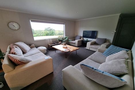 Photo of property in 36 Beach Road, Onerahi, Whangarei, 0110