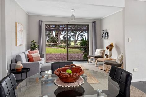 Photo of property in 92 Marsden Point Road, Ruakaka, 0116