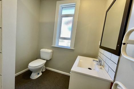 Photo of property in 42 Park Road, Miramar, Wellington, 6022