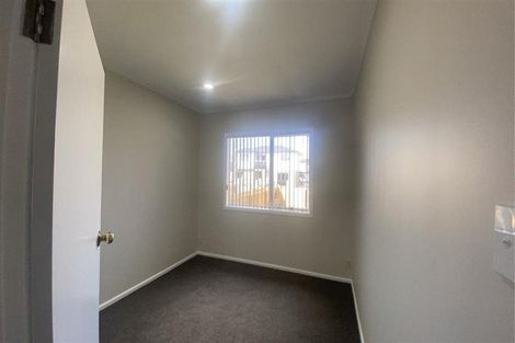 Photo of property in 61a Cambridge Terrace, Papatoetoe, Auckland, 2025