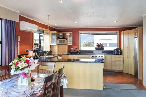 Photo of property in 12 Oakleigh Crescent, Oamaru North, Oamaru, 9400