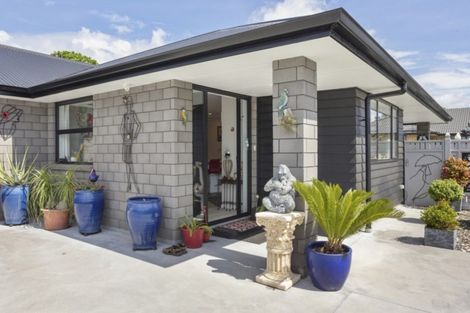 Photo of property in 4 Maniaroa Drive, Katikati, 3129