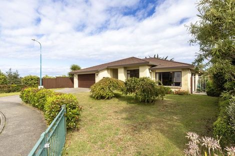 Photo of property in 196 Milne Drive, Paraparaumu, 5032