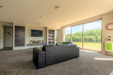 Photo of property in 39 Egerton Road, Winton, 9781