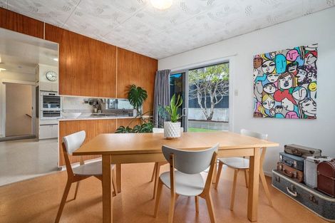 Photo of property in 2 Rondane Place, Tirohanga, Lower Hutt, 5010