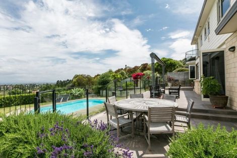 Photo of property in 83 Hikanui Drive, Havelock North, 4130