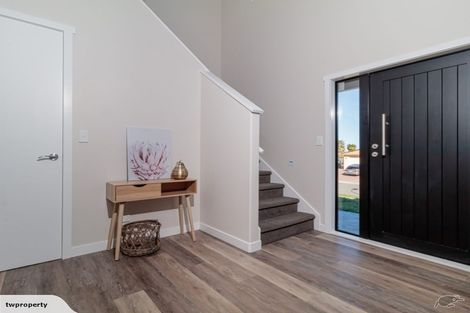 Photo of property in 51 Kent Terrace, Taradale, Napier, 4112